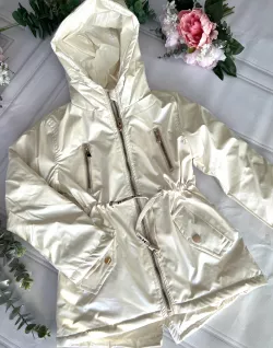 Dievčenský  metalický prechodný kabát