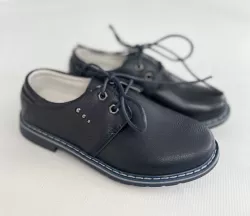 Chlapčenská spoločenská obuv