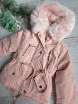 Zimná dievčenská parka s kožušinkou