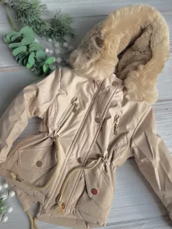Zimná dievčenská parka s kožušinkou