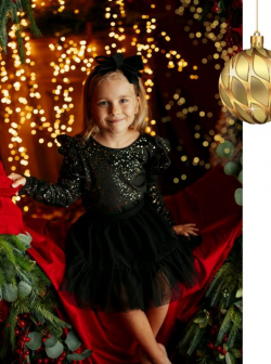 Dievčenské vianočné tričko so zlatými trblietkami a volánikmi