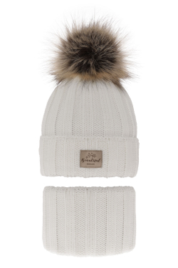 Dievčenská zimná čiapka s nákrčníkom