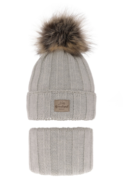 Dievčenská zimná čiapka s nákrčníkom