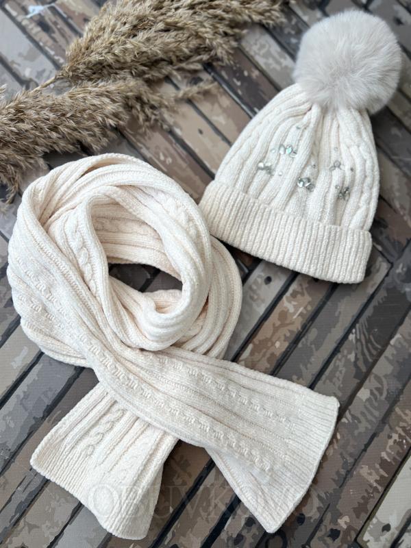 Exkluzívna zimná čiapka s brmbolcom a šálom 
